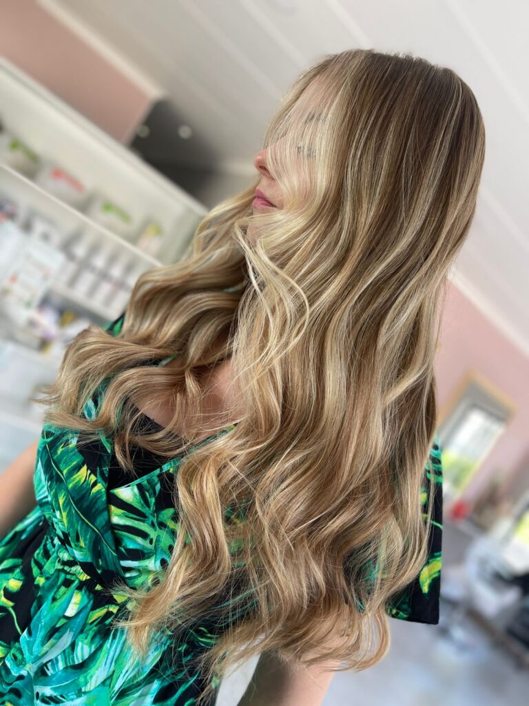 Face-framing Balayage Look_Balayage Maintenance